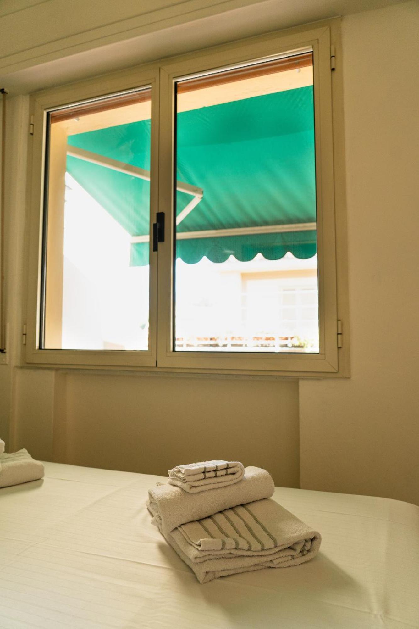 Friendly & Small 1-Br Apt With Beautiful Terrace Floransa Dış mekan fotoğraf