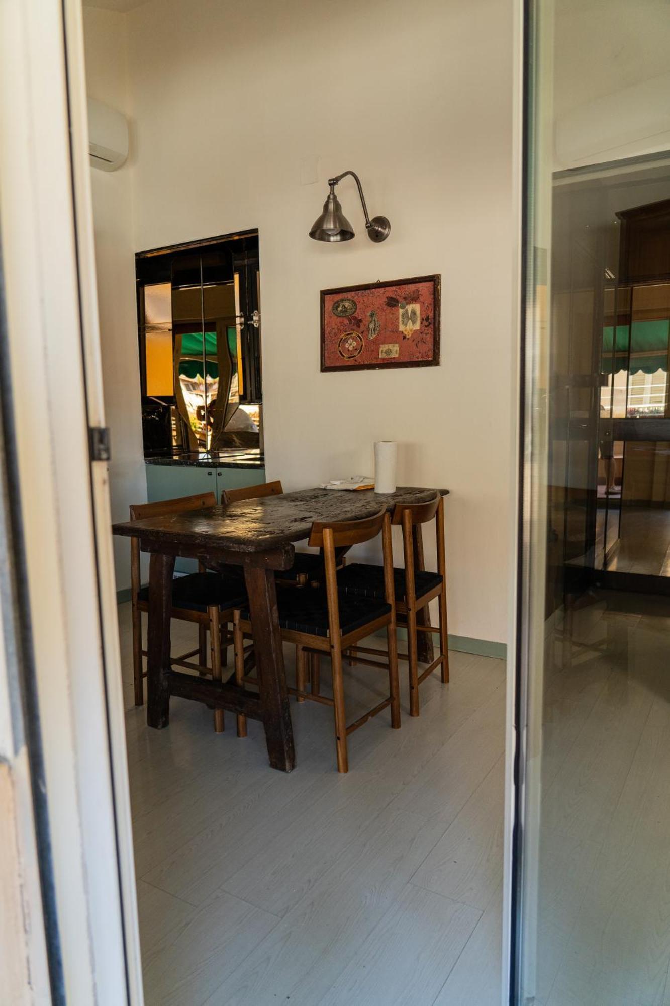 Friendly & Small 1-Br Apt With Beautiful Terrace Floransa Dış mekan fotoğraf